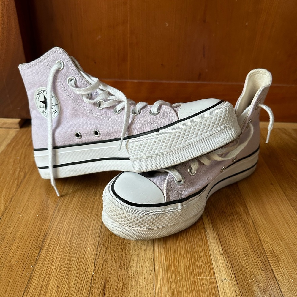 Chuck Taylor All Star Lift Platform Canvas - sz 6 Violet/Lilac/Lavendar